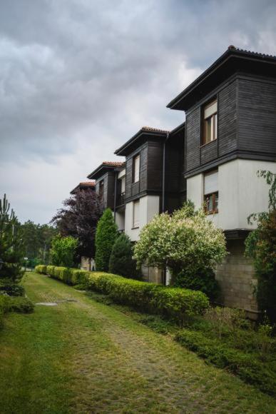 Santa Marina Apartaments- Karina 1 Sozopol Exteriör bild