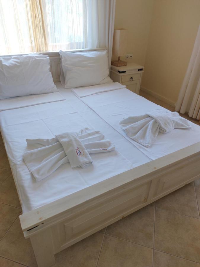 Santa Marina Apartaments- Karina 1 Sozopol Exteriör bild