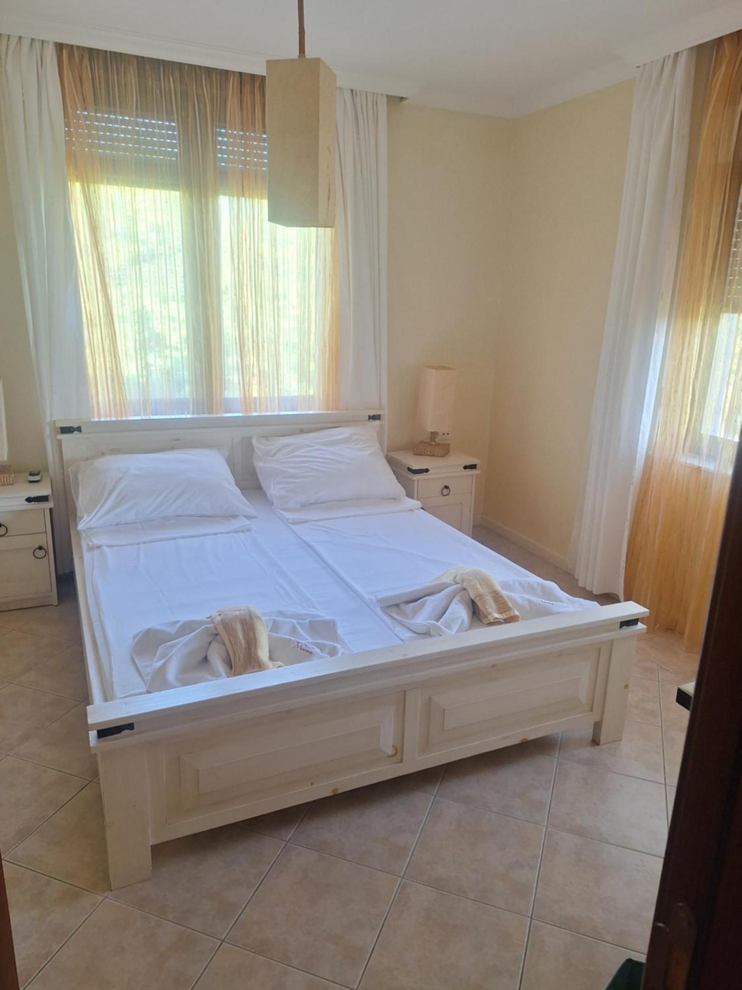 Santa Marina Apartaments- Karina 1 Sozopol Exteriör bild